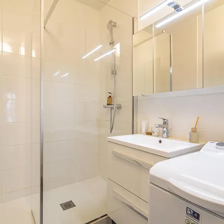 Le Tambour Lumineux Au Centre De Apartament Reims